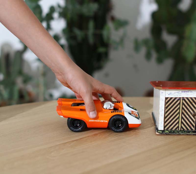 Playforever Car Mini Zemonsta Egon Toy Car