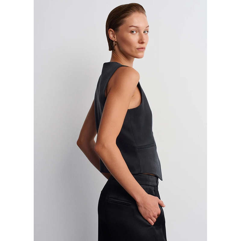 Acaria Studio Night Vest - Black