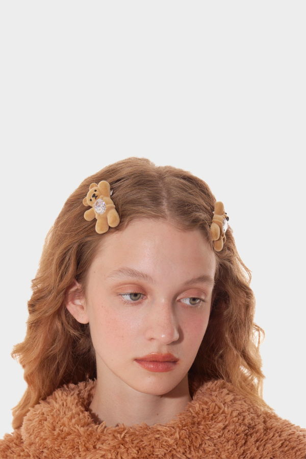 YVMIN Greeting Bear Hair Clip (Left)