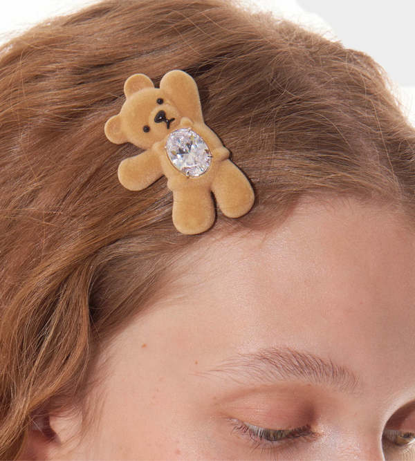 YVMIN Greeting Bear Hair Clip (Right)