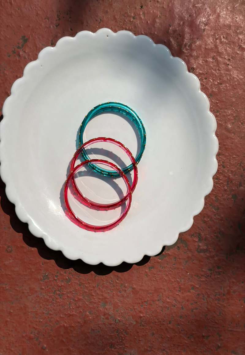 IKKIVI Arm Candy Red & Blue Bangle Set