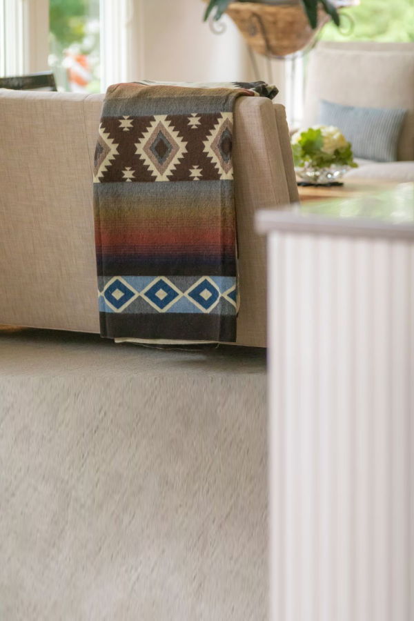 Purple Nest Design Yachana Collection Sunset Diamond Throw