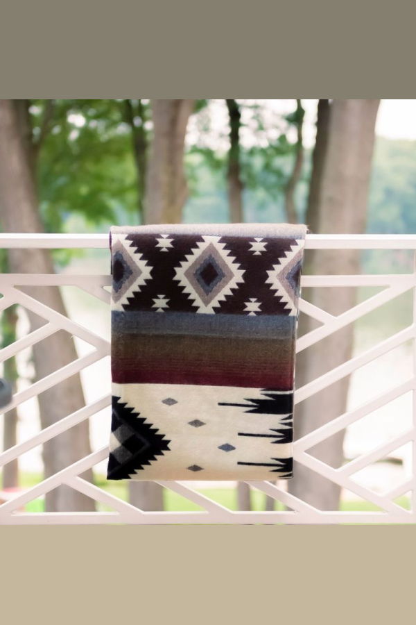 Purple Nest Design Yachana Collection Sunset Diamond Throw