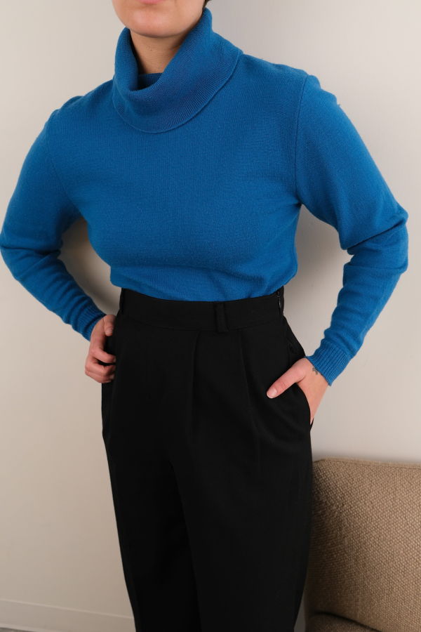 Vintage 70s Wool Long Sleeve Turtleneck Sweater - Cerulean Blue