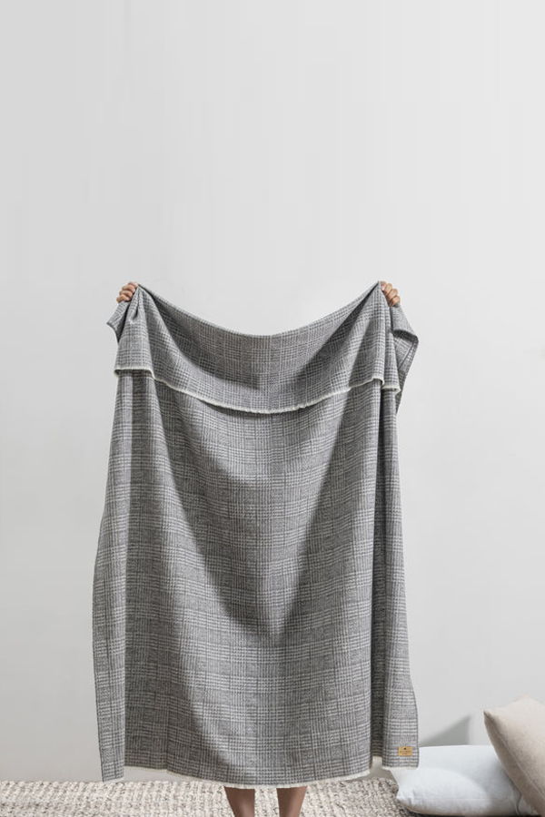 Lands Down Under Sutton Plaid Throw