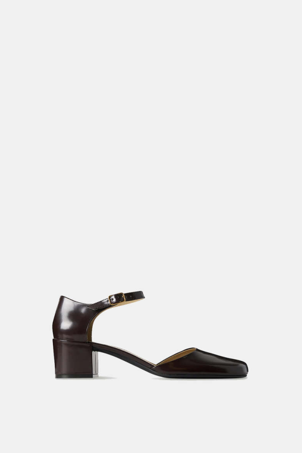The Row Penelope Ankle-Strap Pumps - Lacquer Brown