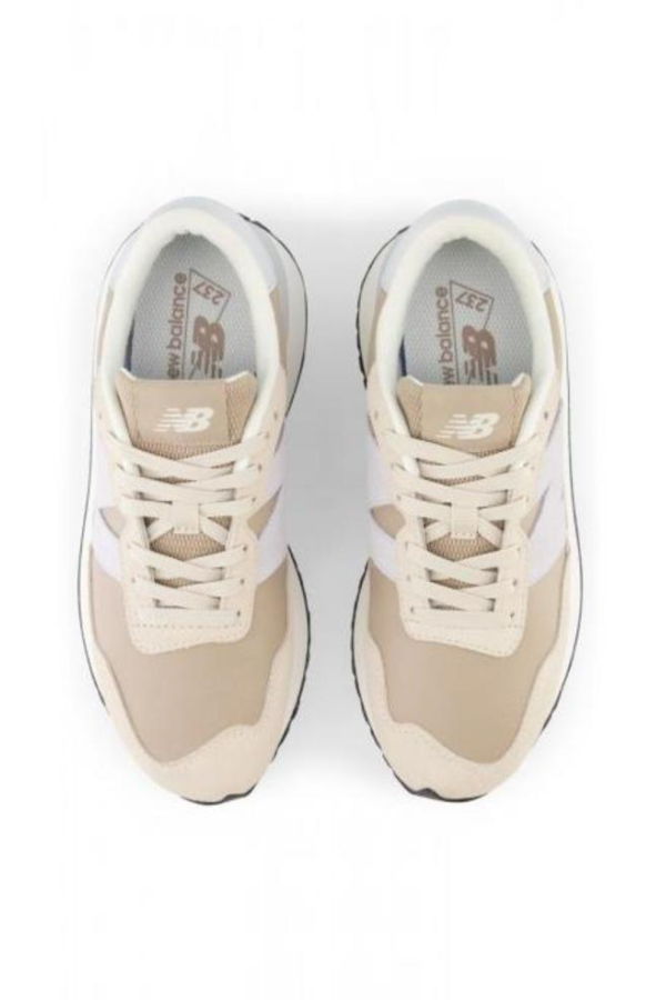 New Balance Sneakers - Beige