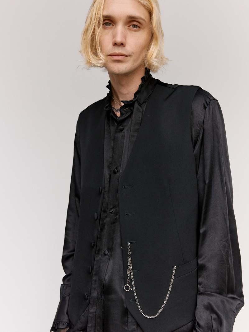 TAKAHIROMIYASHITA The Soloist. Black Wool Gabardine Gilet