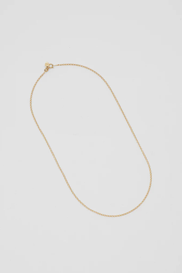 Wolf Circus Elongated Curb Necklace
