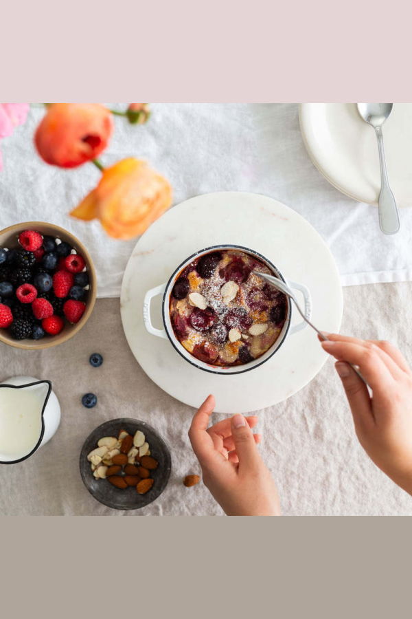 Kana 0.5 Quart Micro Dutch Oven - White