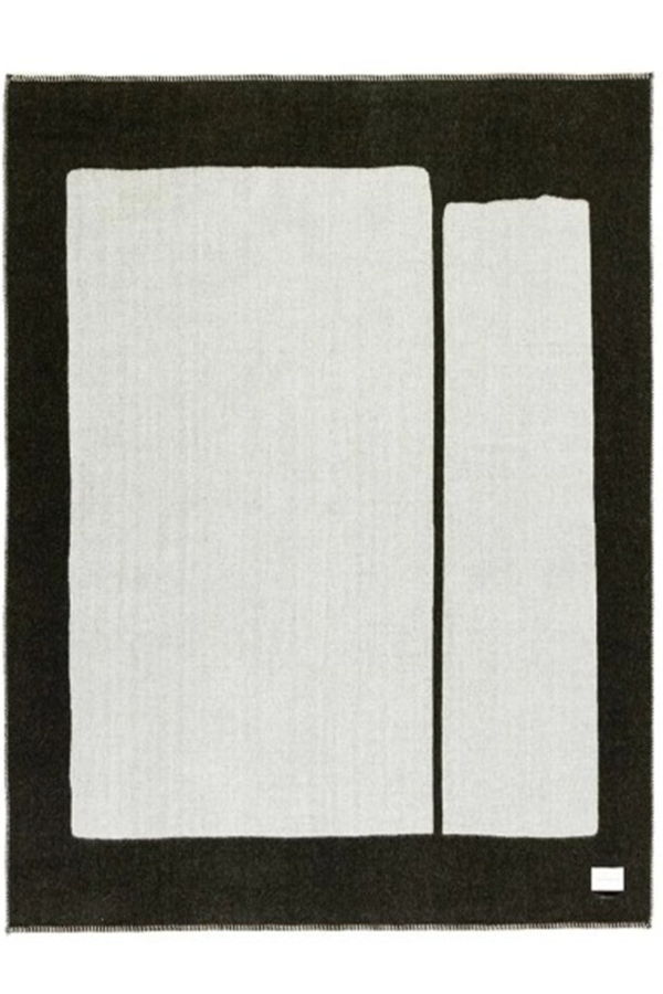 BLACKSAW Generation Reversible Throw