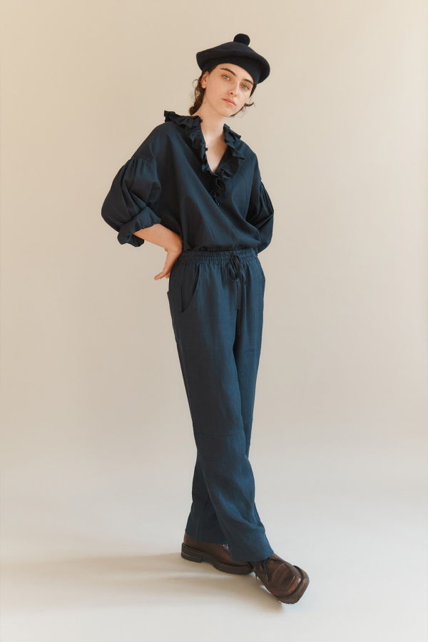 Caramel Caper Trouser - Navy