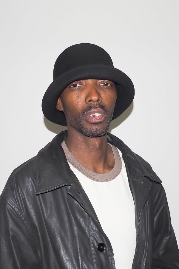 Crown Hat in Black Wool