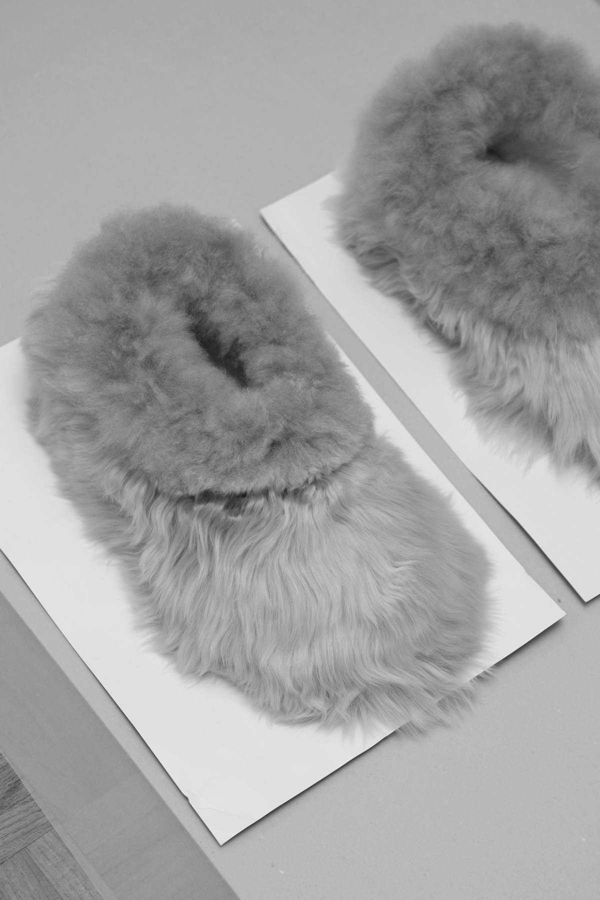WOLF & GYPSY VINTAGE Silver Alpaca Slippers - Image 3 of 4