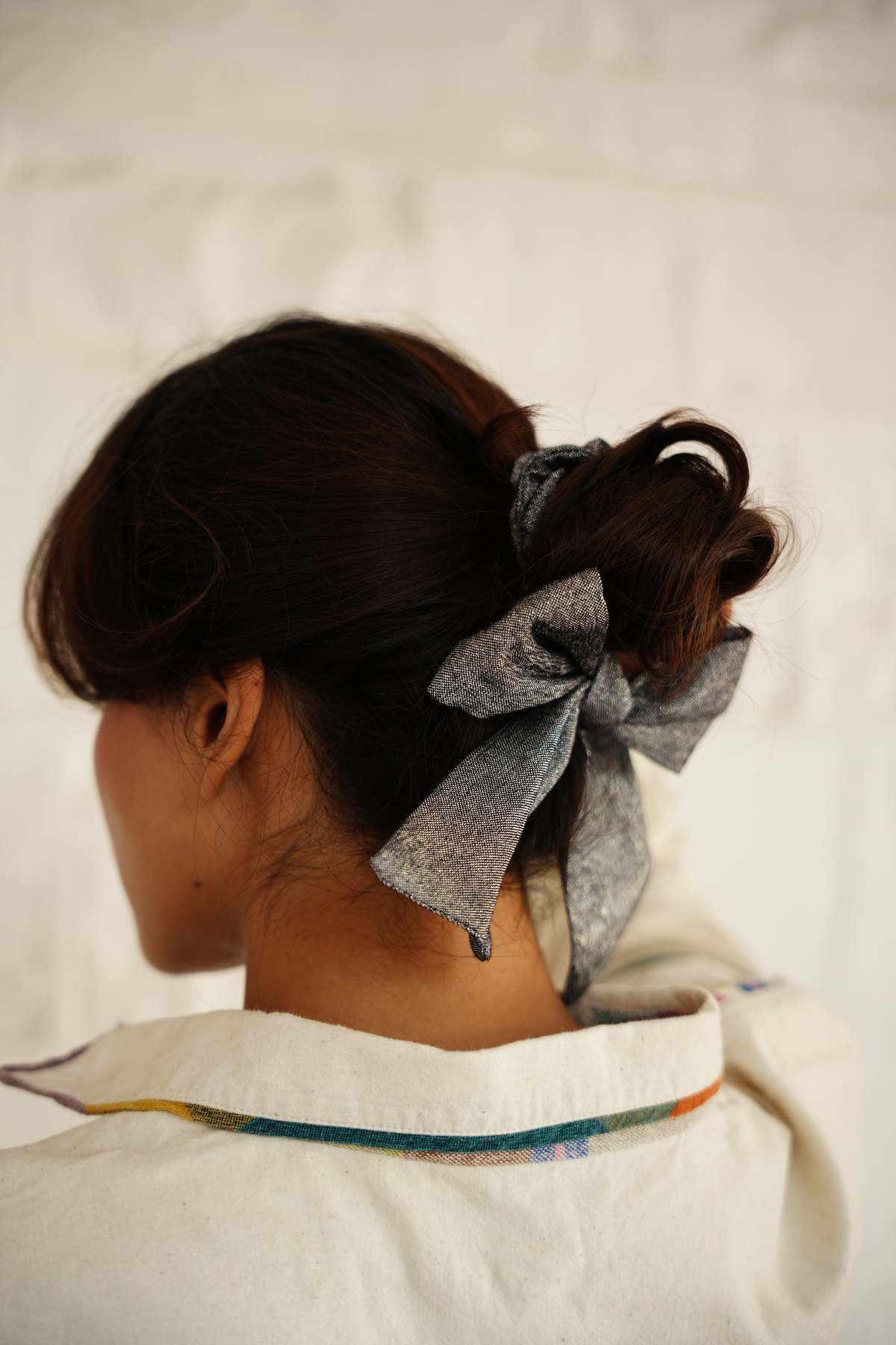 RUJUTA SHETH Tinsel Scrunchie - Image 3 of 4