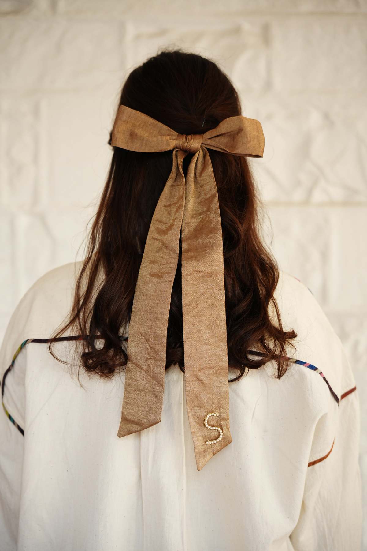 RUJUTA SHETH Gilded Bow - Image 5 of 6