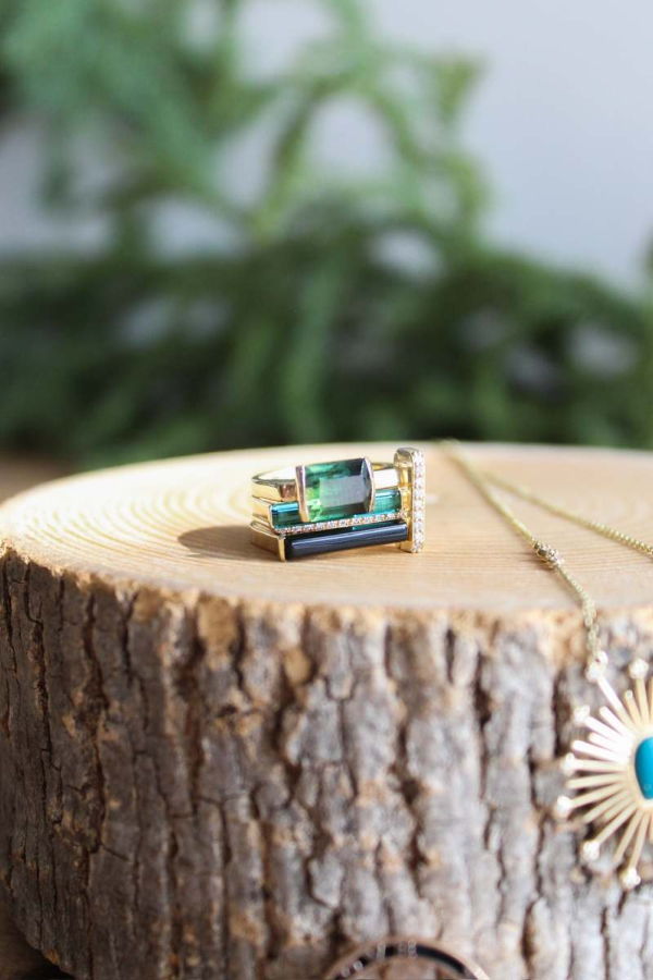 NOUSH Linqd Elongated Tourmaline Band - 14K/Green