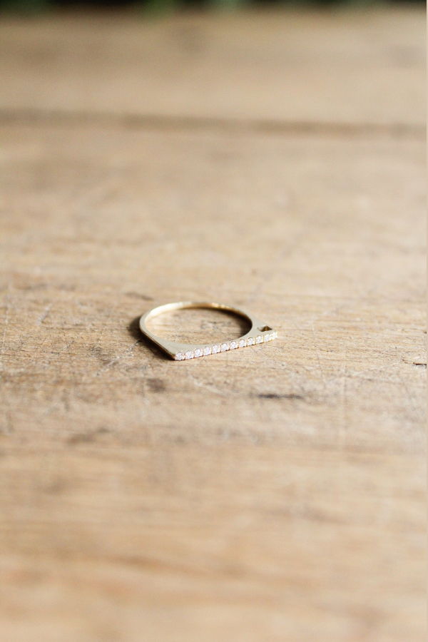 NOUSH Linqd Band with Tiny Pavé Diamonds