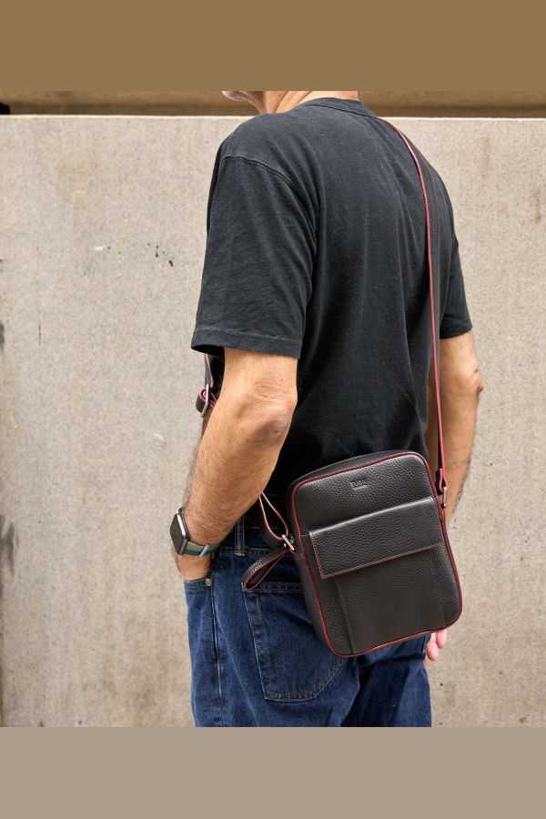 Tusk Anu Everyday Crossbody Bag