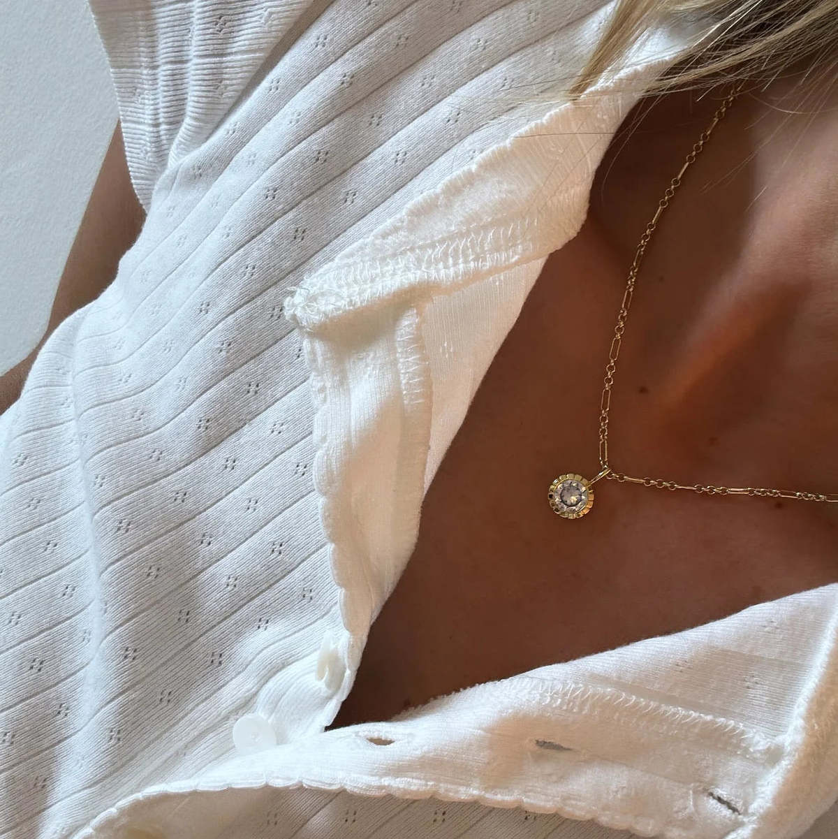 Alexa Leigh Round Bezel Rolo Chain Necklace 18" - Image 2 of 4