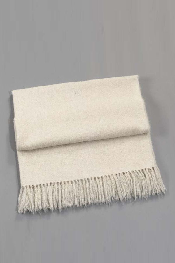 Allpa Handwoven Boucle Alpaca Throw - Ivory