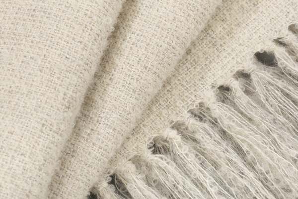Allpa Handwoven Boucle Alpaca Throw - Ivory