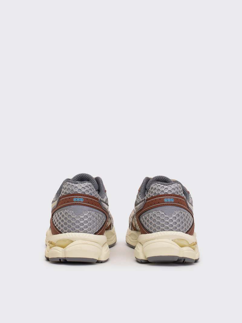 ASICS Emmi x Asics Gel-Cumulus 16 Sneakers - Beige/Grey