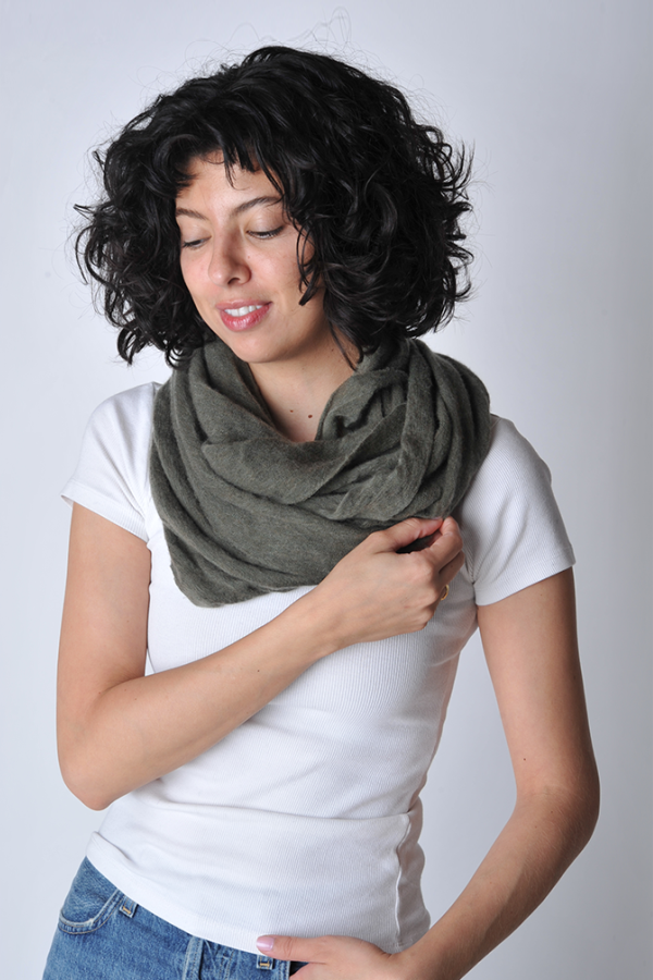 Botto Giuseppe Thick Olive Melange Knit Cashmere Tube Scarf - Olive