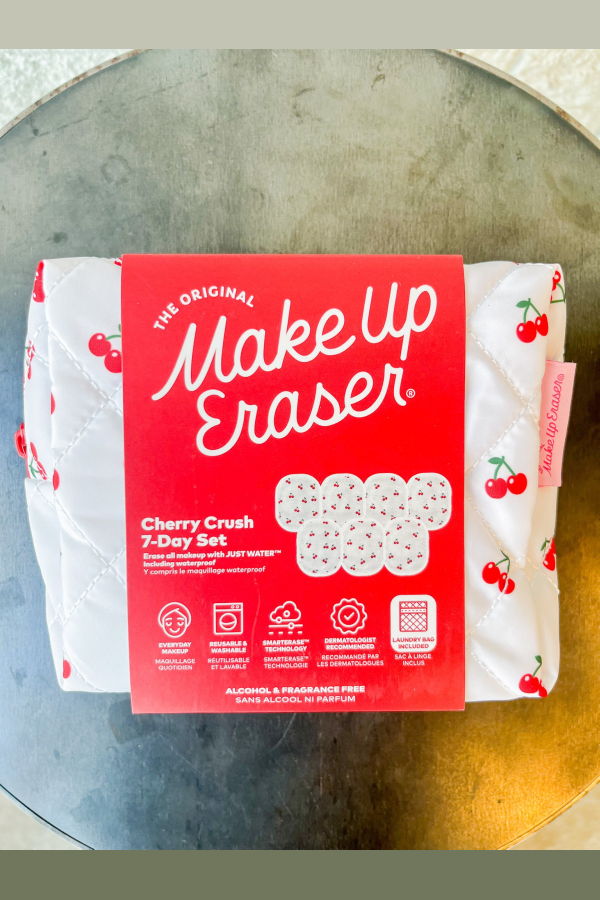 The Original MakeUp Eraser Cherry Crush 7-Day Set & Makeup Bag Gift Set