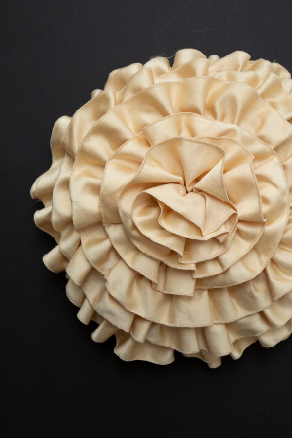 Rossette Cushion - Champagne