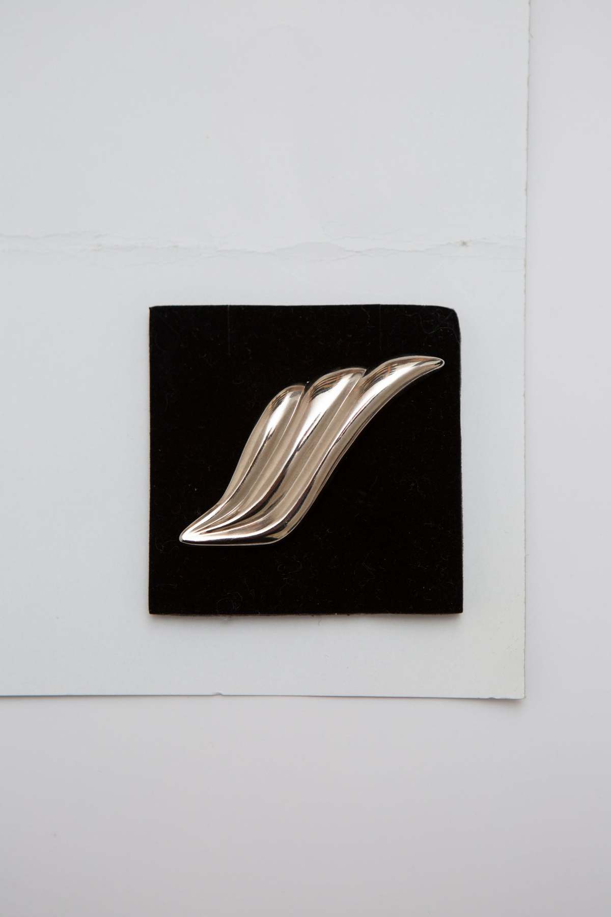 1990s Thierry Mugler Brooch - Image 1 of 3