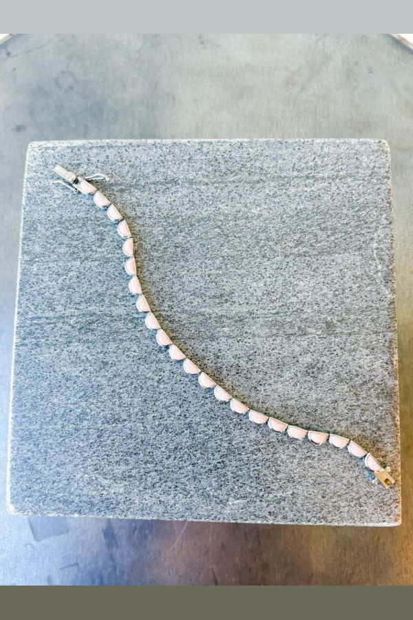 Nak Armstrong Scallop Tennis Bracelet