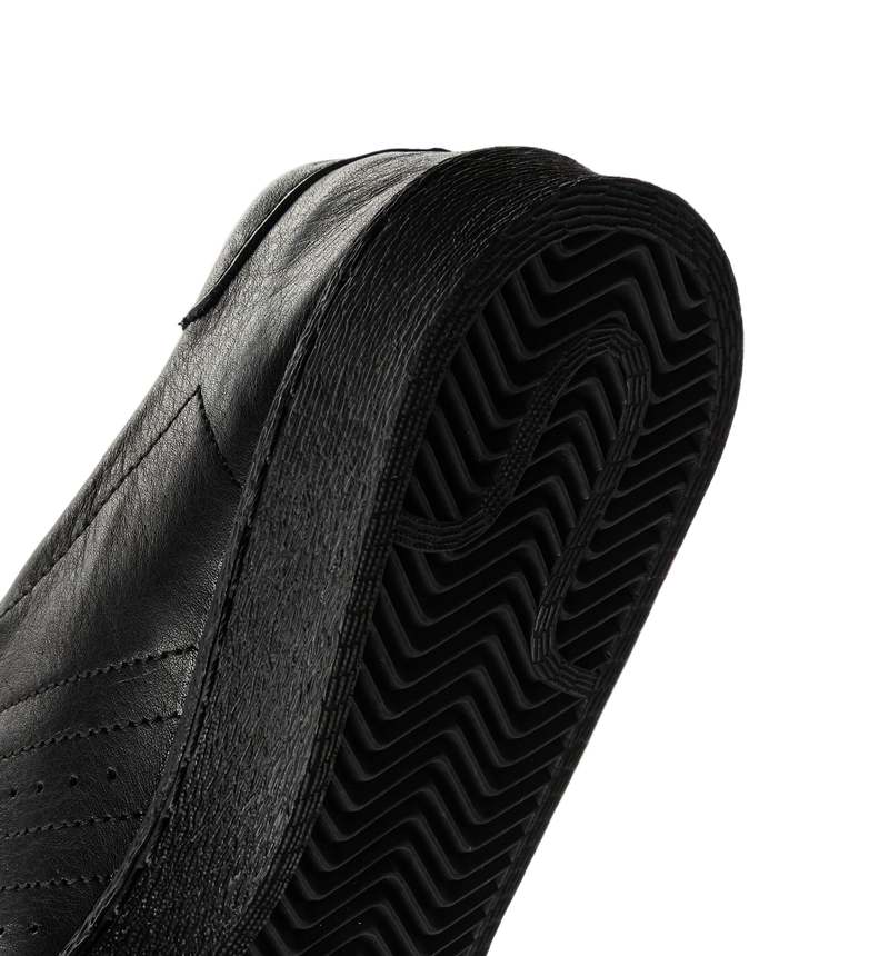 Adidas x Willy Chavarria Jabbar Low Sneakers - Black/Gold