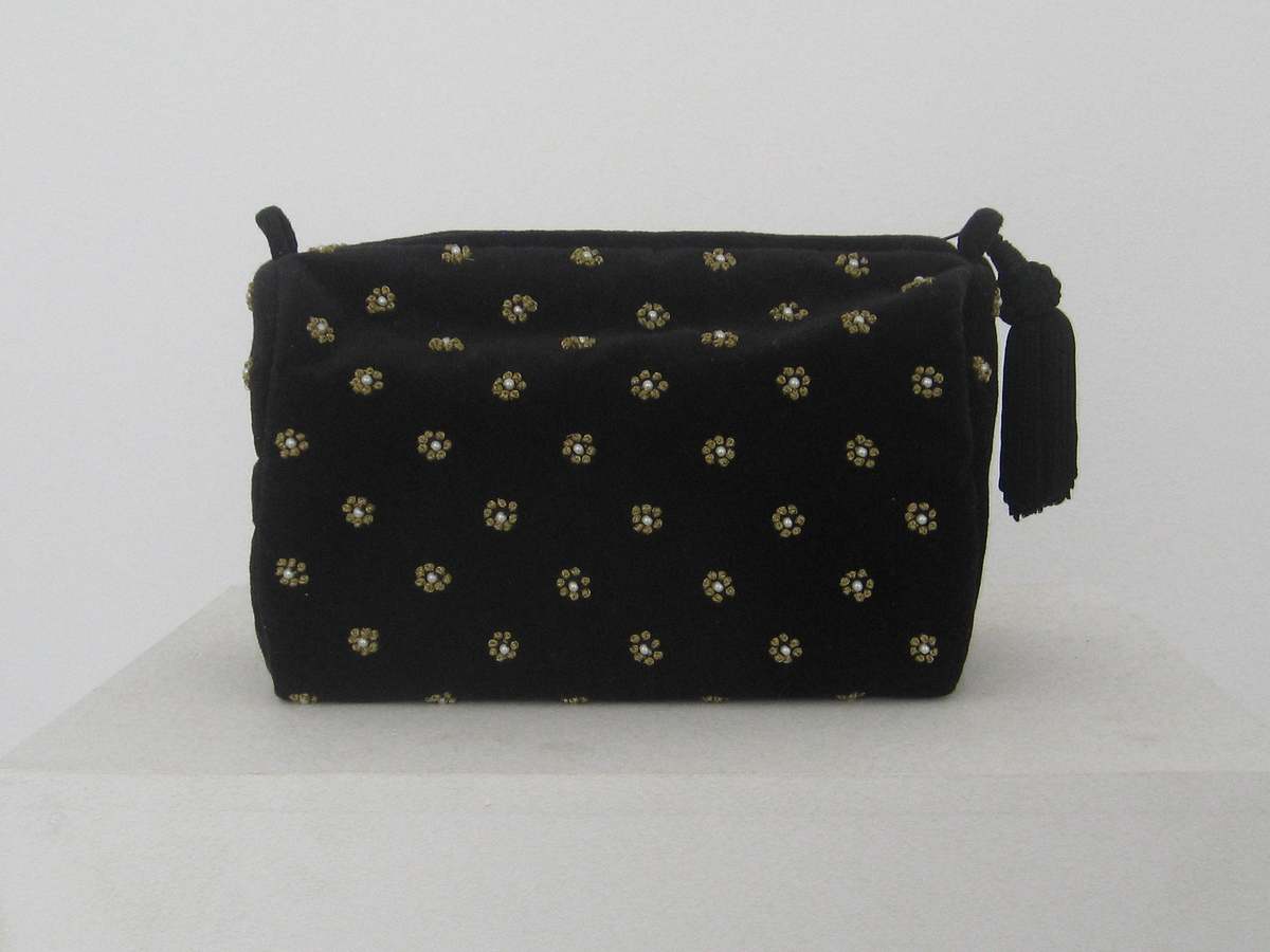 Shannon Bond Venezia Cosmetic Bag - Image 4 of 4