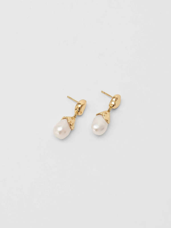 Wolf Circus Pearl Drop Earring