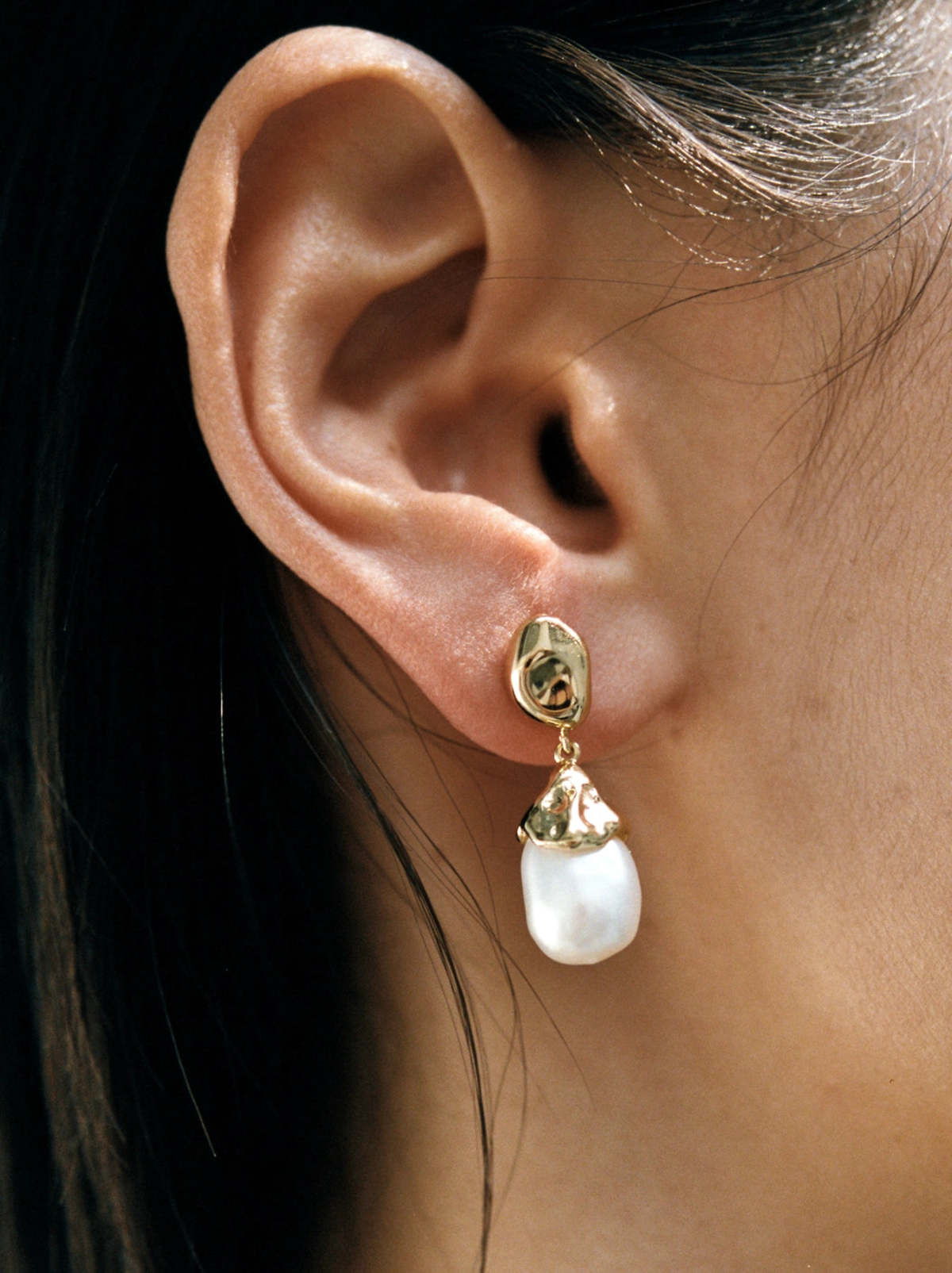 Wolf Circus Pearl Drop Earring - Image 2 of 9