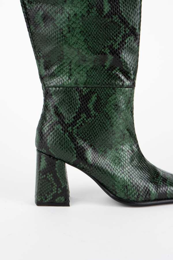 INTENTIONALLY __________. TGIF Boots - Forest