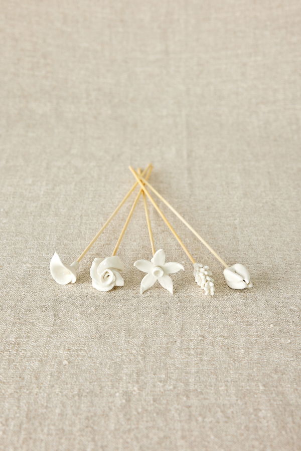 Kanju Interiors Country Flowers Bamboo Diffuser Sticks Set