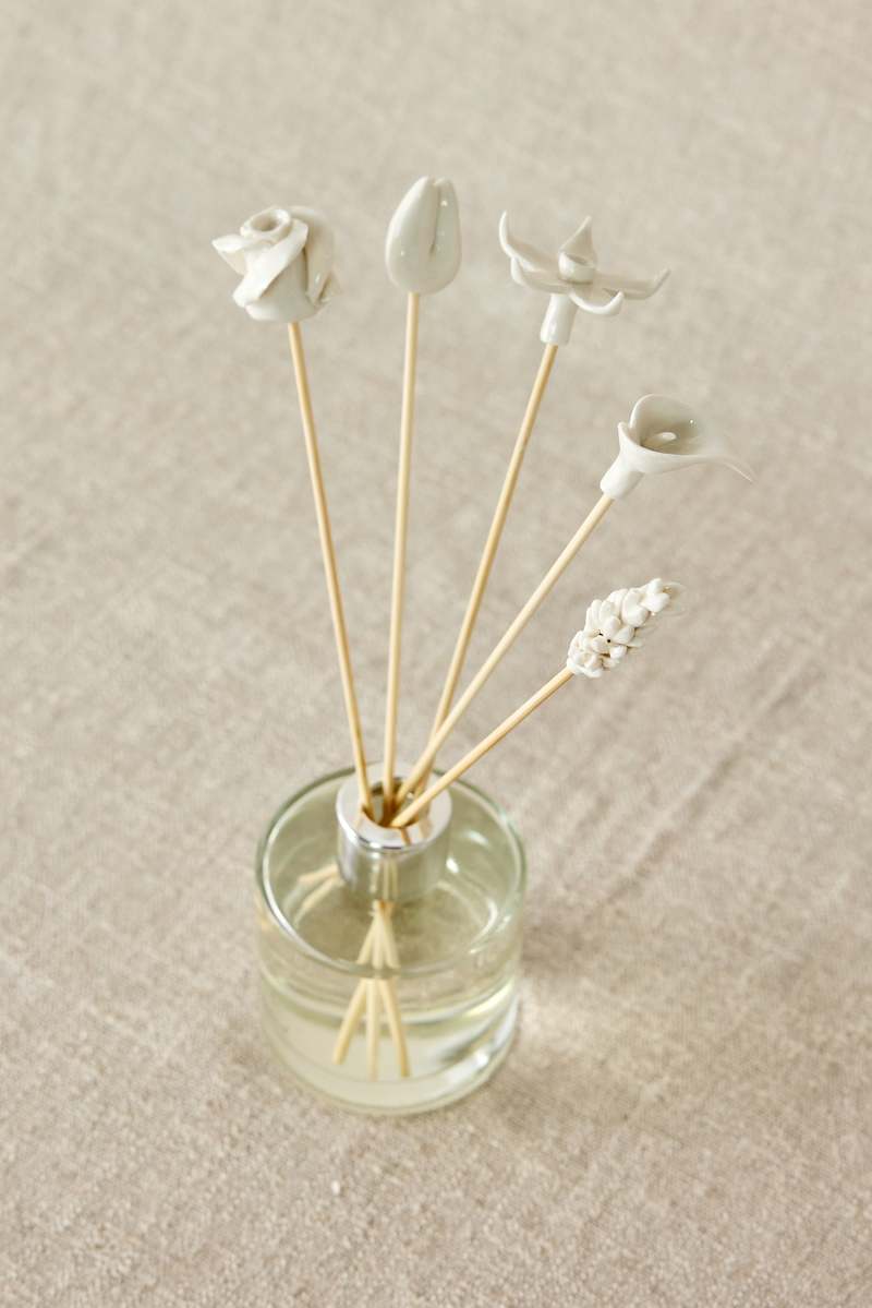Kanju Interiors Country Flowers Bamboo Diffuser Sticks Set