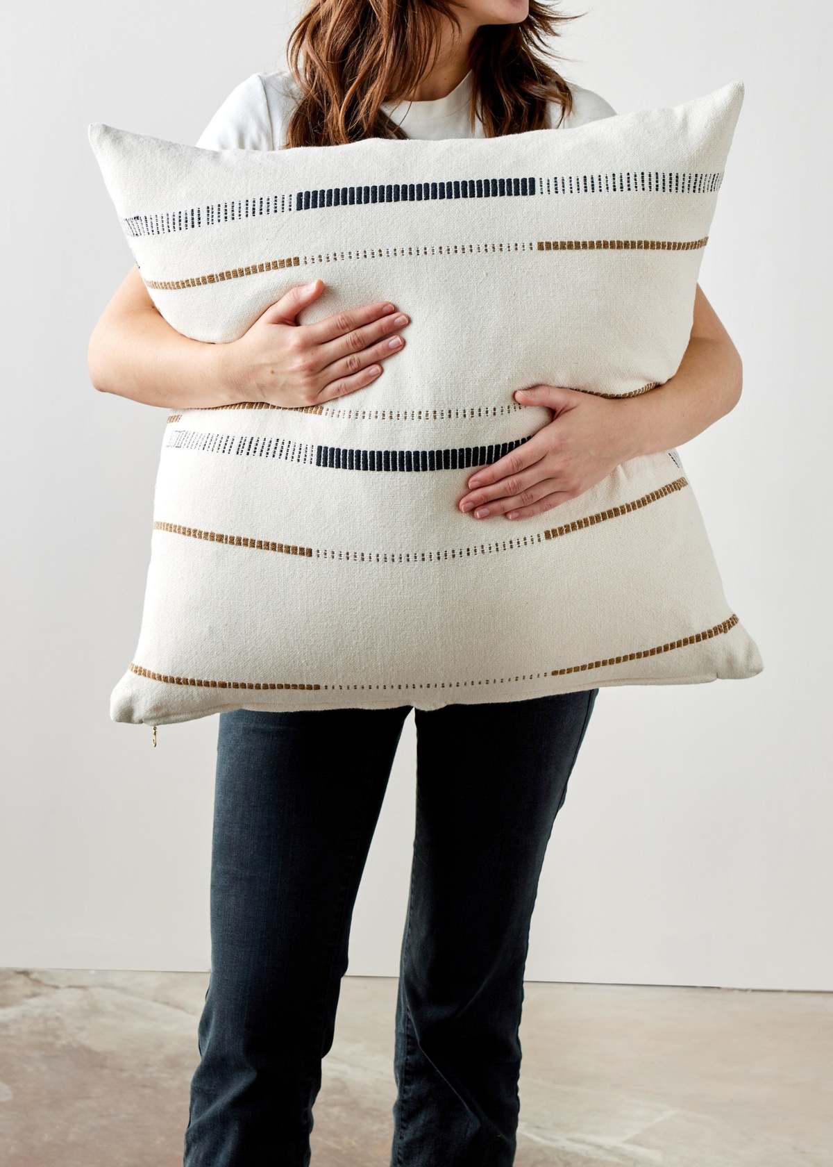 Kanju Interiors Mason Hand-Loomed Cotton Pillow - Image 2 of 9