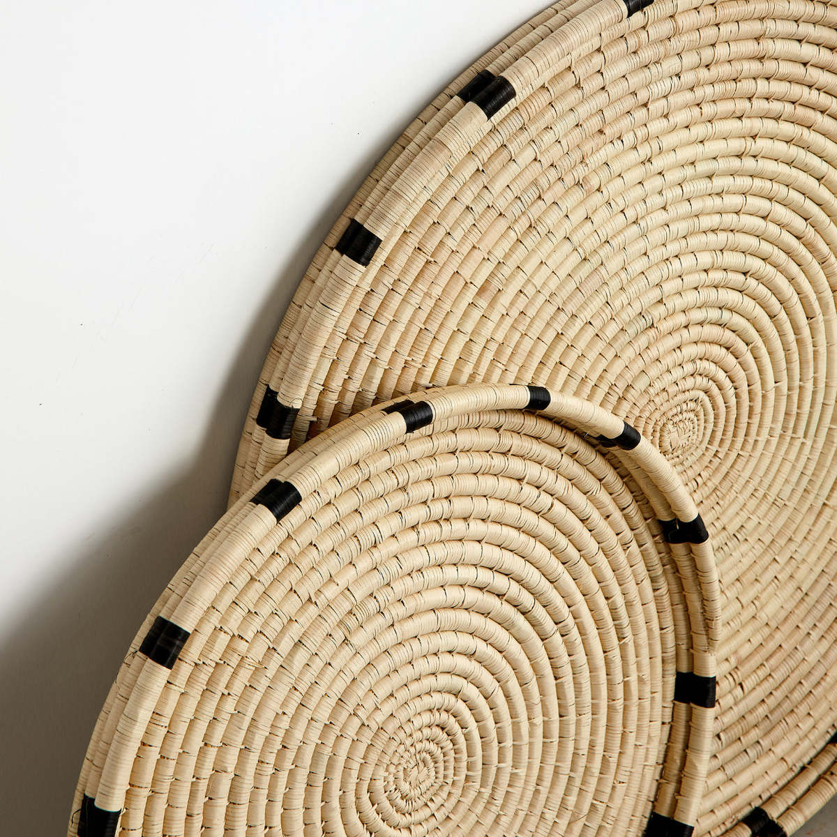 Kanju Interiors Nelisiwe Ilala Palm and Black Nesting Tray - Image 2 of 4