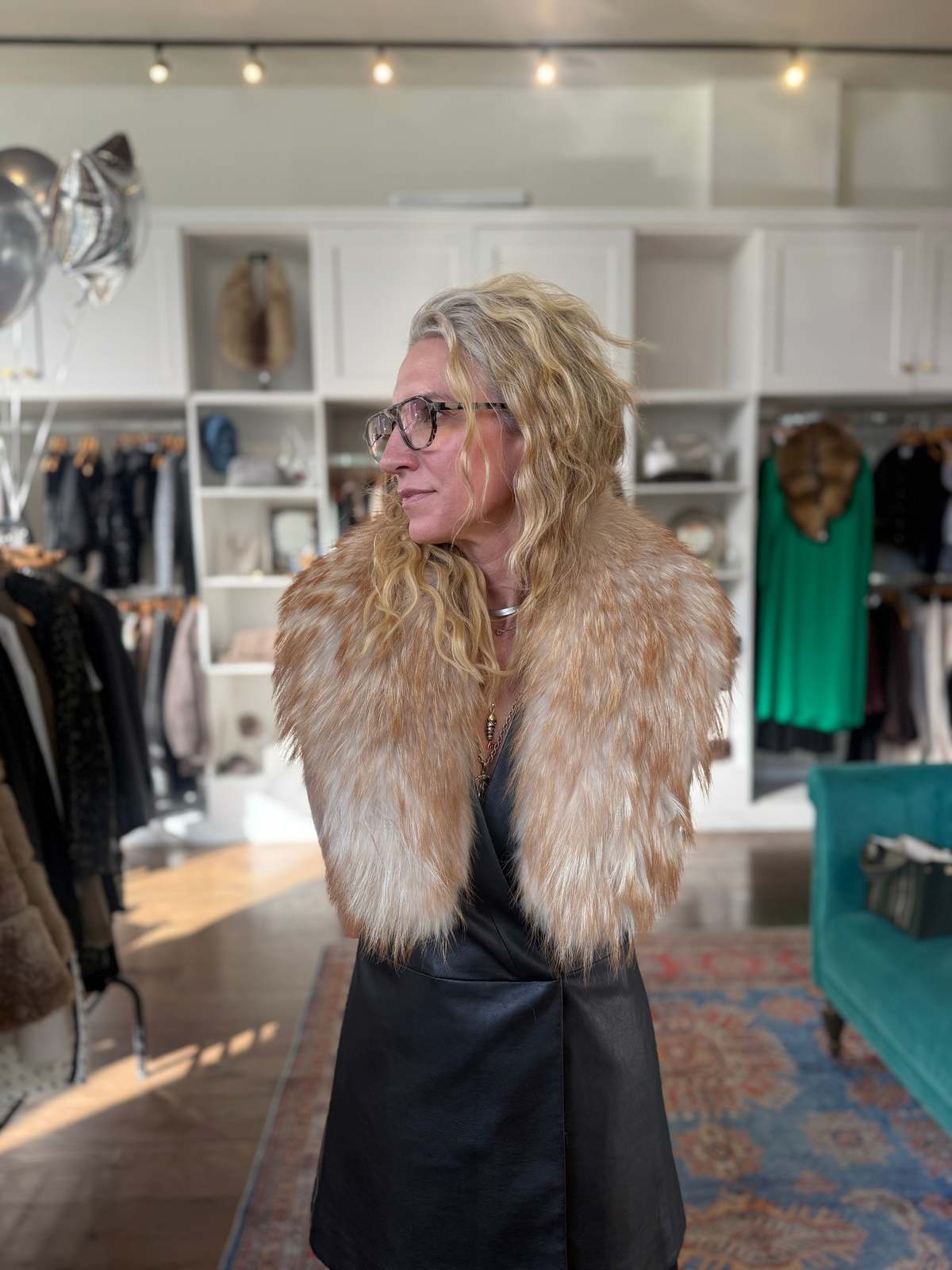 Linda Richards Fur Collar - Image 4 of 6