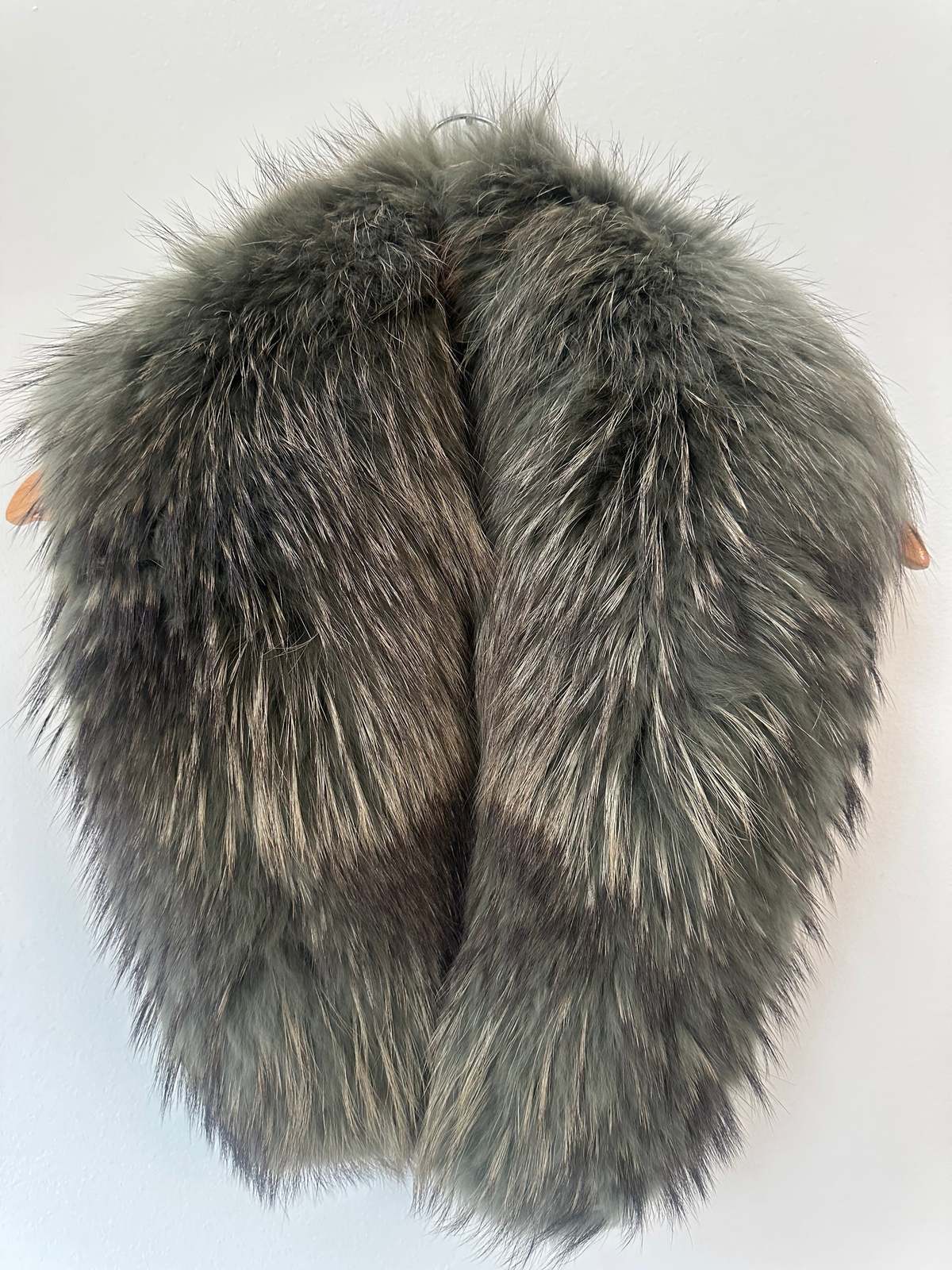 Linda Richards Fur Collar - Image 5 of 6