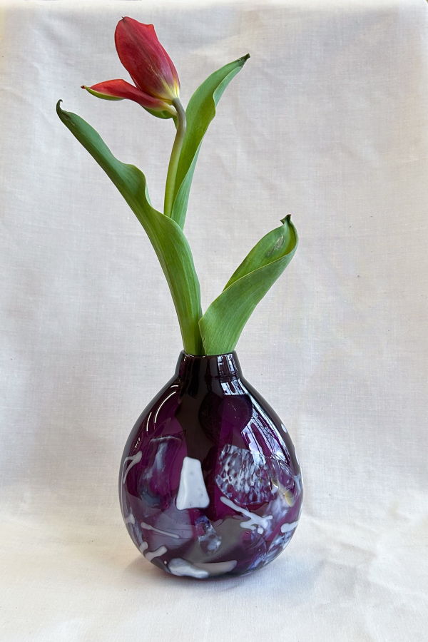 Sirius Glassworks Concord Vanilla Lozenge Vase