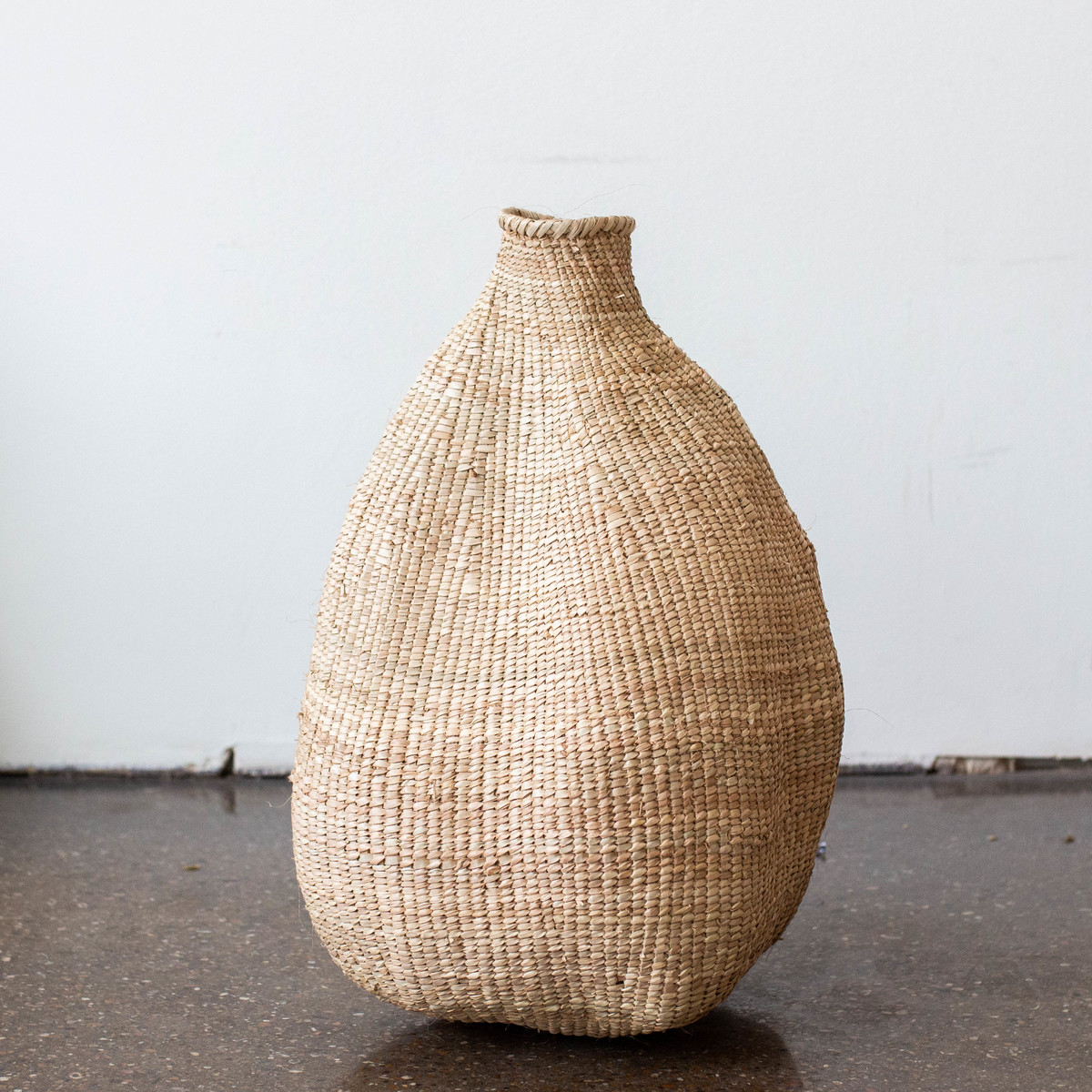 Kanju Interiors Ilala Garlic Gourd Handwoven Basket - Image 4 of 11