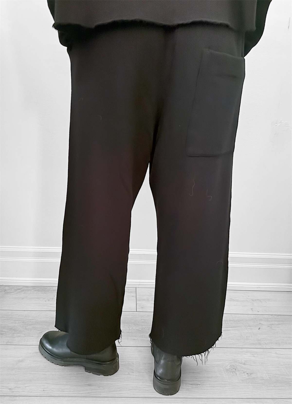 Album di Famiglia Soft Wide And Short Trouser Pants - Black - Image 2 of 2