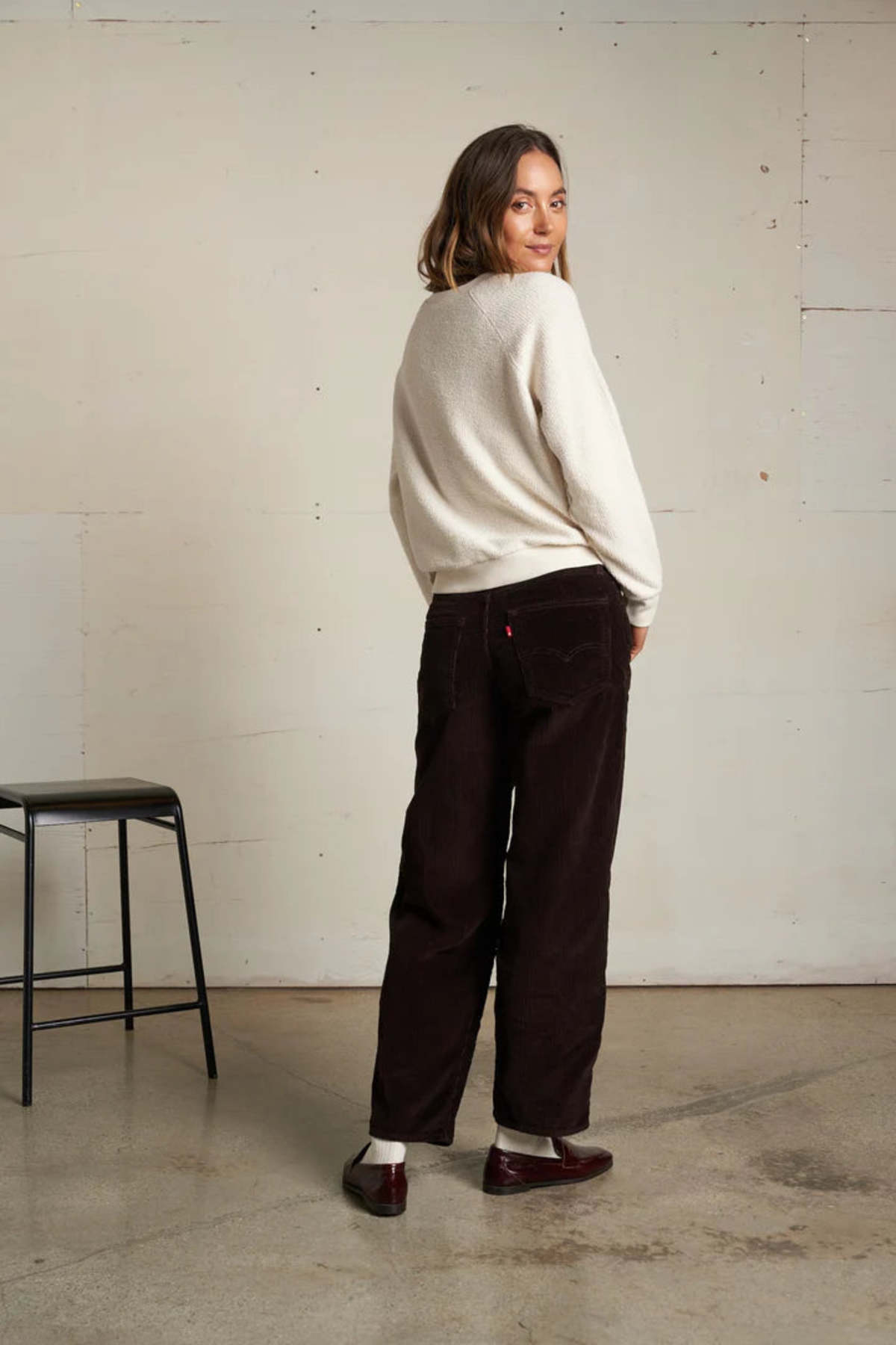 Perfect White Tee Zuri Sweatshirt - Sugar - Image 4 of 4