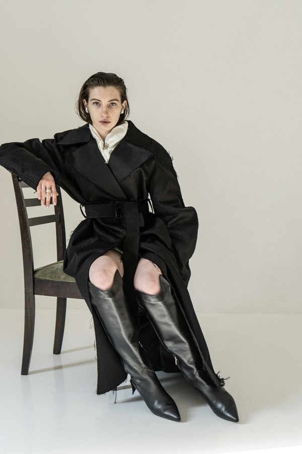 K M by L A N G E Heavy Weight Cotton Trench Coat - Blackout