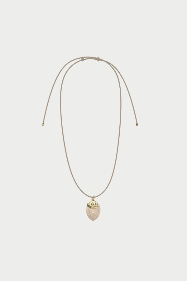 YVMIN Wooden Acorn Necklace