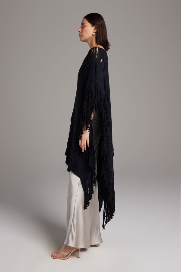 VOZ Lace Fringe Manta